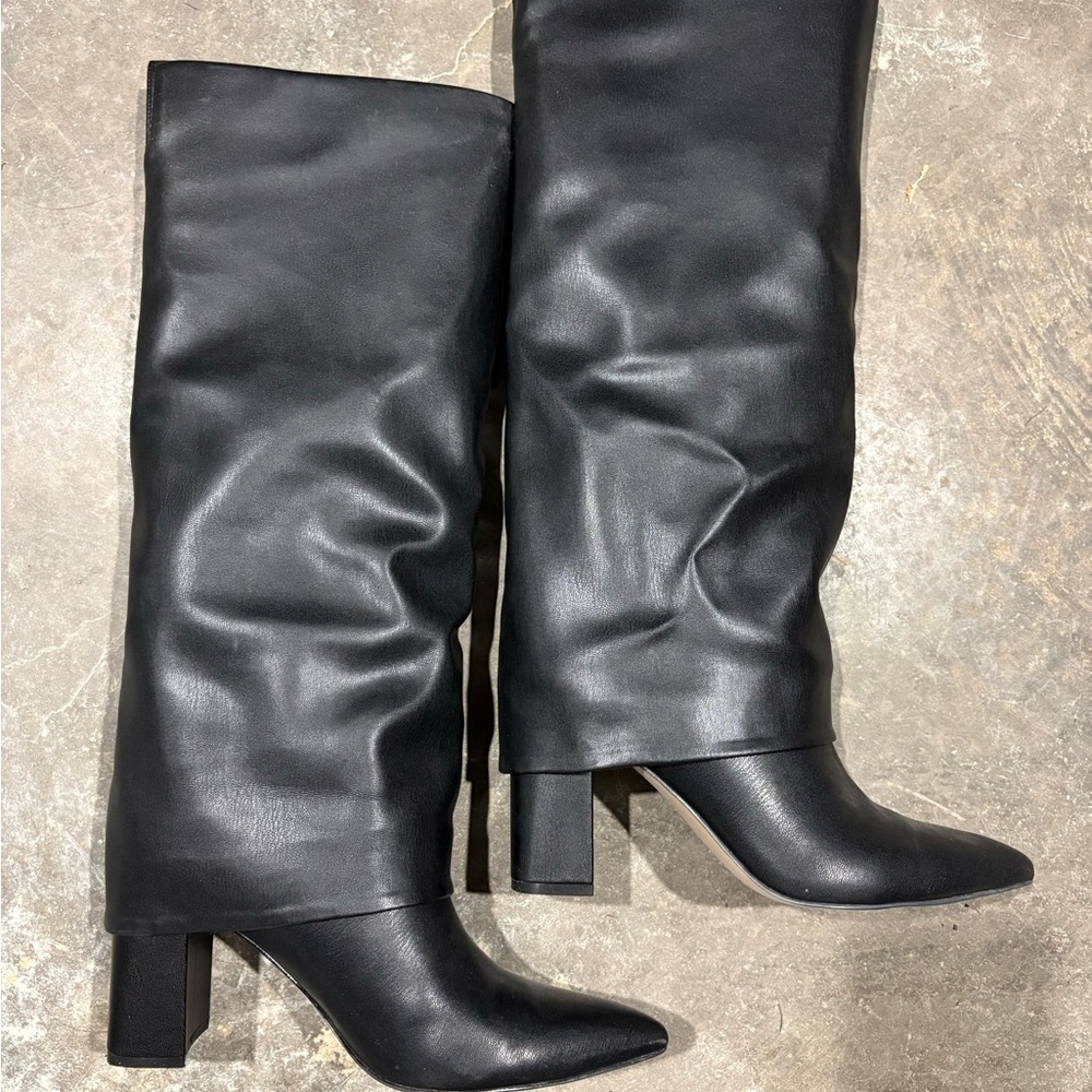 Marc Fisher Black Leather Heeled Boots size 9